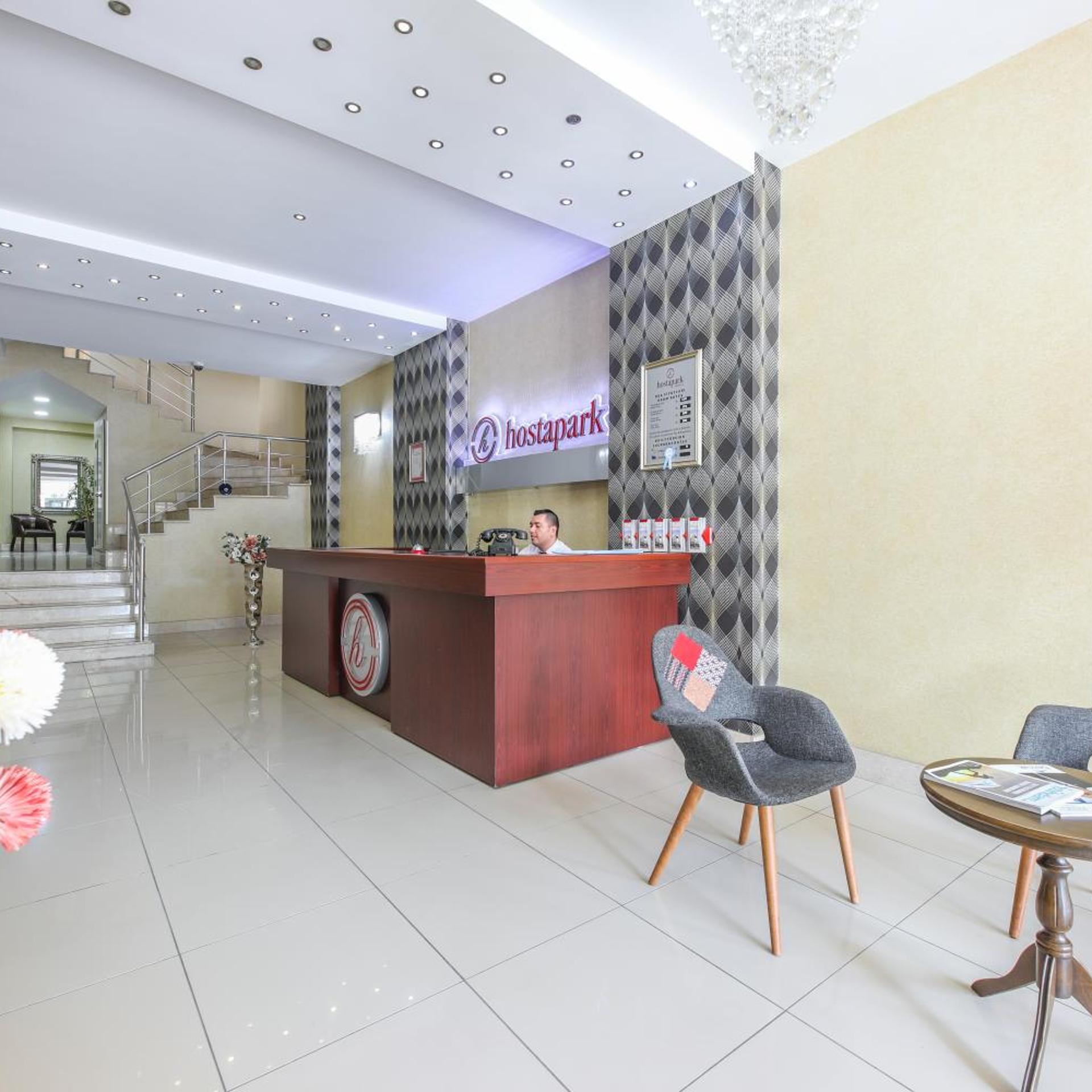 Hostapark Hotel 4/48