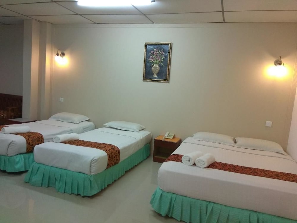 Hotel K.T Mutiara 16/29