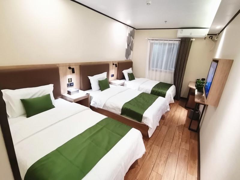 GreenTree Inn Beijing Chaoyang District Langxinzhuang Metro Station Express Hotel photo4