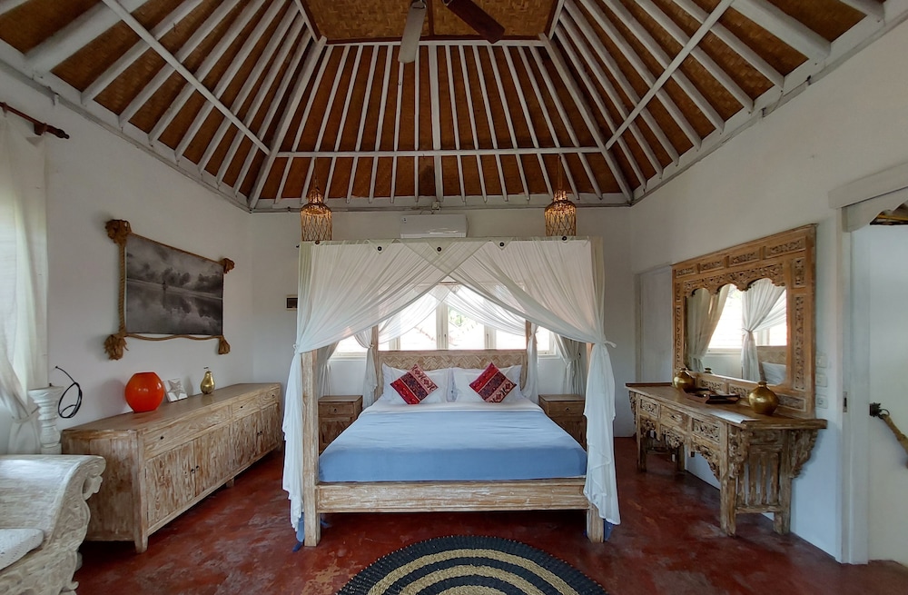 Oberoi Luxury Villas 16/50