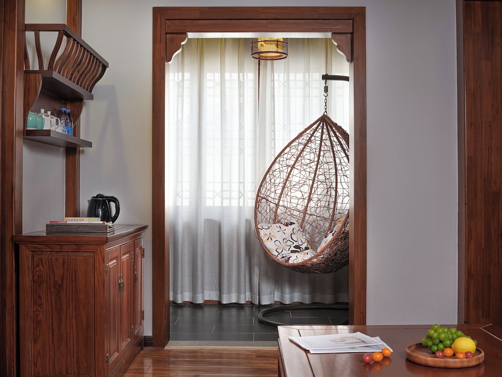 Lee's Boutique Resort 11/50
