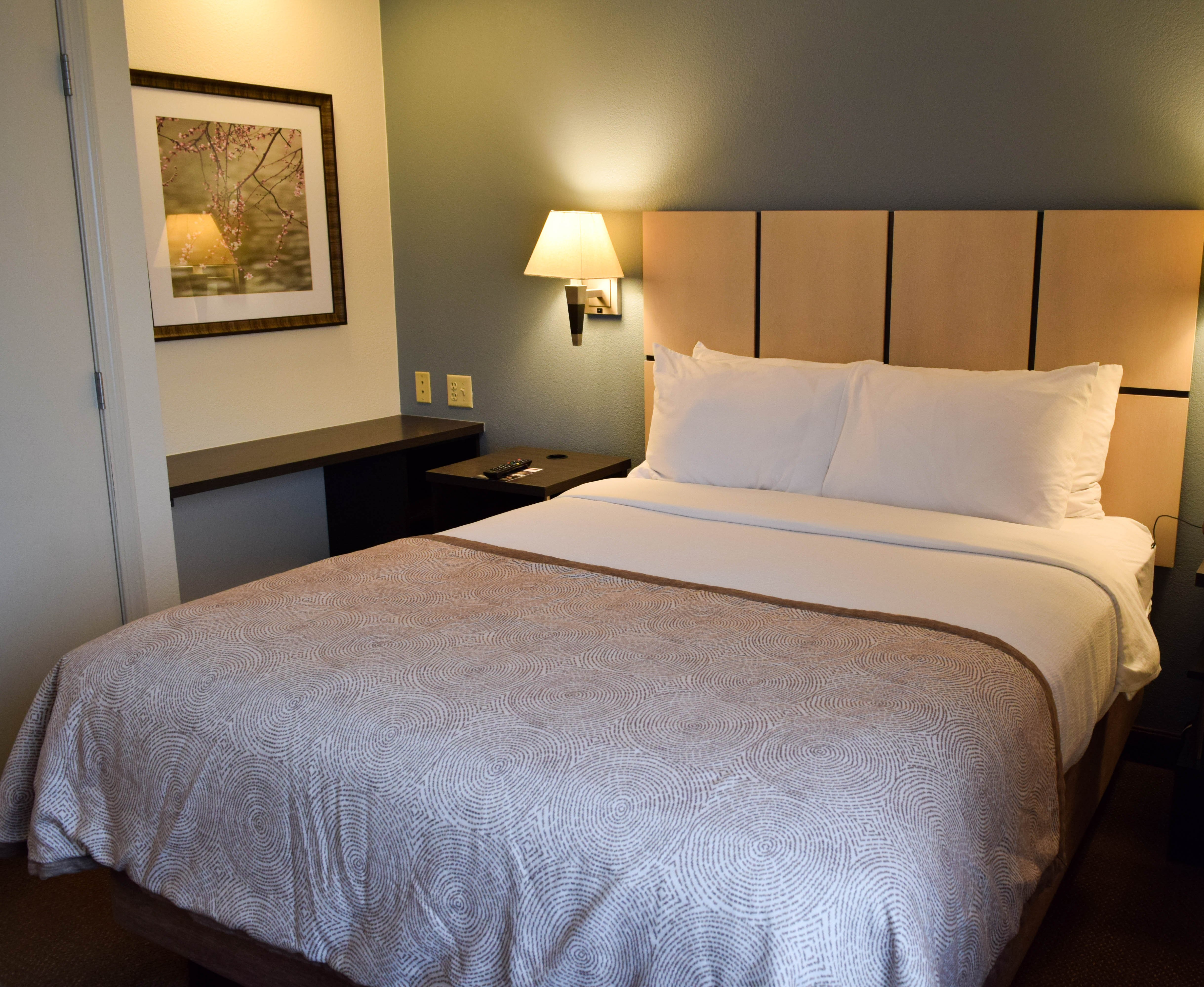 Sonesta Simply Suites Wichita Airport 27/69