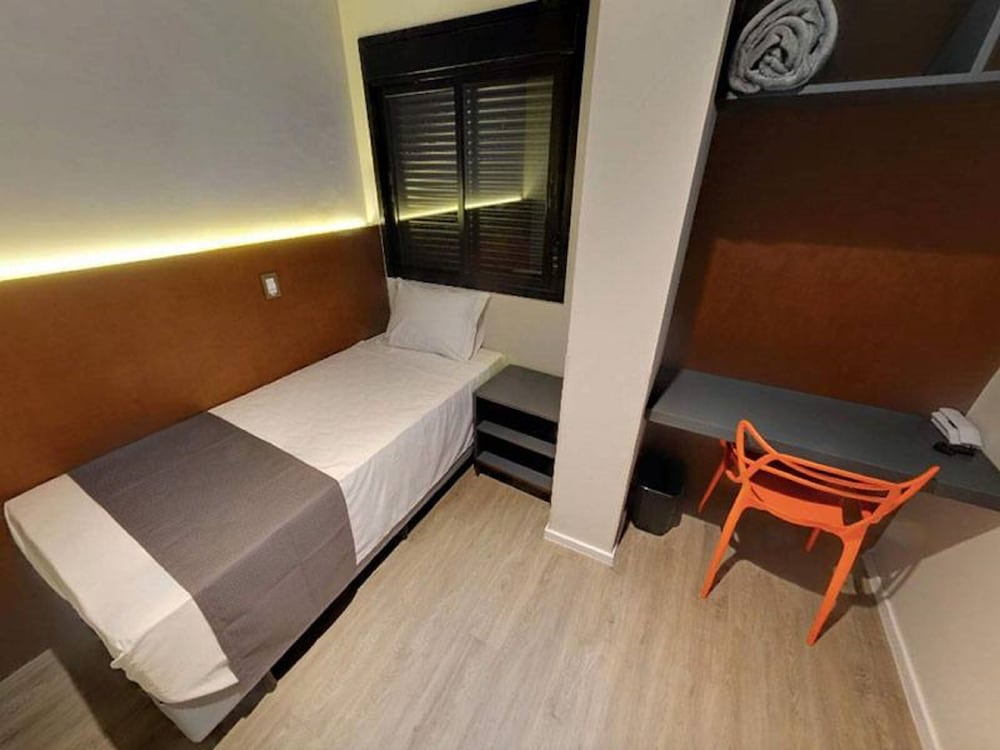 BEST GUEST HOTEL 17/72