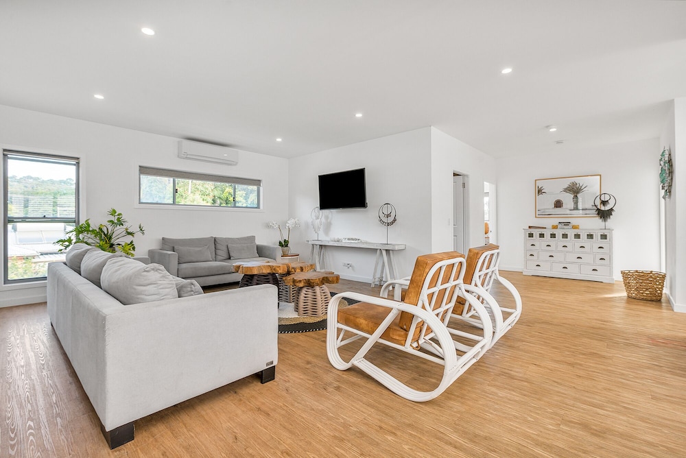 Azur Byron Bay 36/65