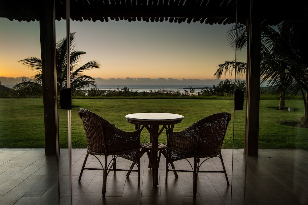 Gungaporanga Hotel 12/18
