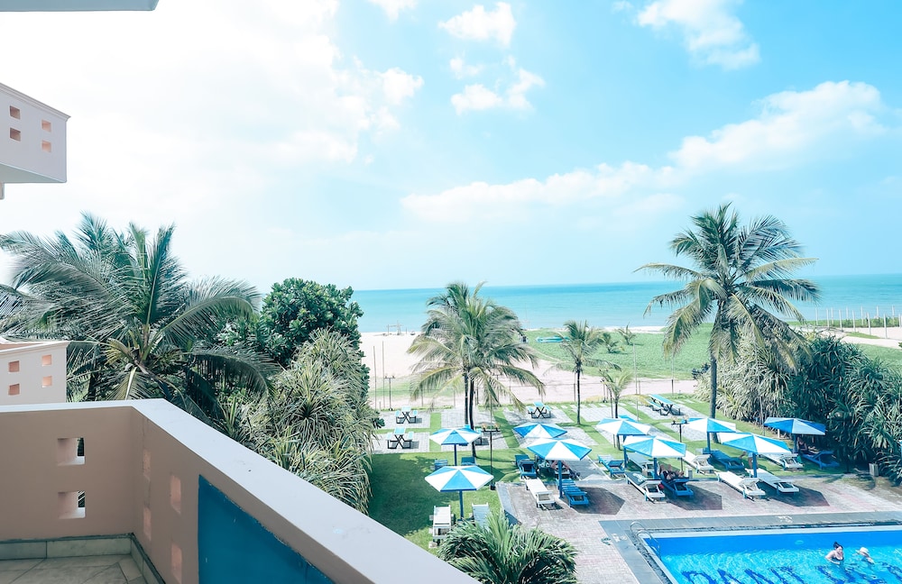 Rani Beach Resort 22/28