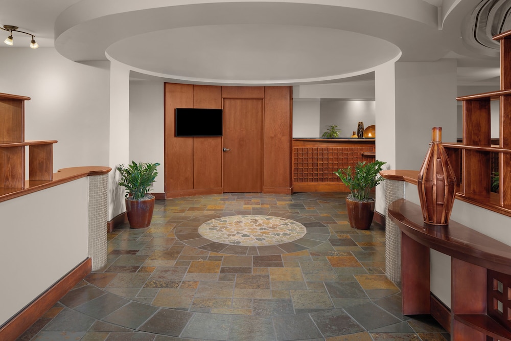 Larkspur Landing Bellevue - An All-Suite Hotel 7/36