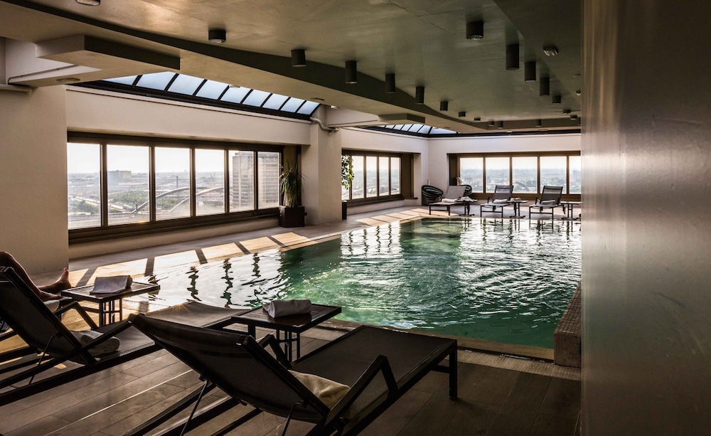 Best Western Plus The Hub Hotel 40/53