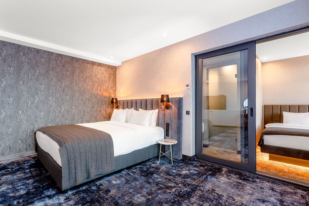 Taberne Boutique Hotel 39/65