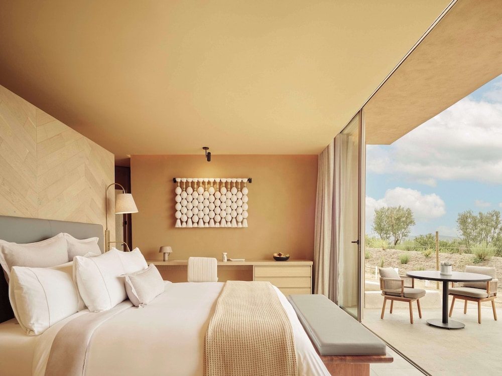 Pool, Harmony, Sunrise, Villa, King Bed, Sofa