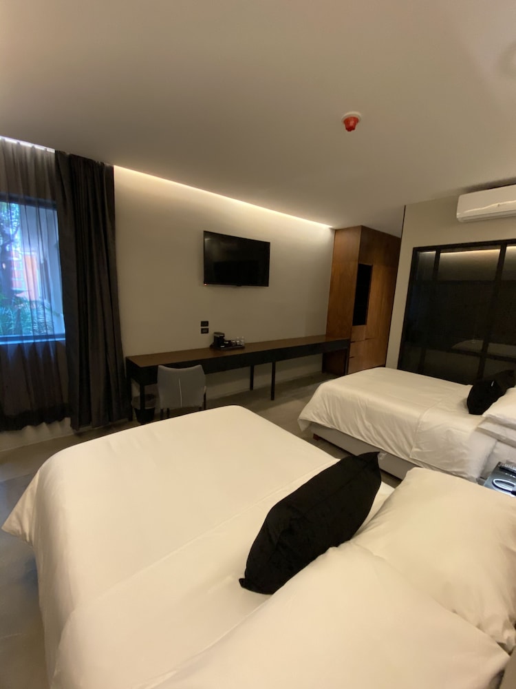 Ontico Urban Design Hotel 12/50