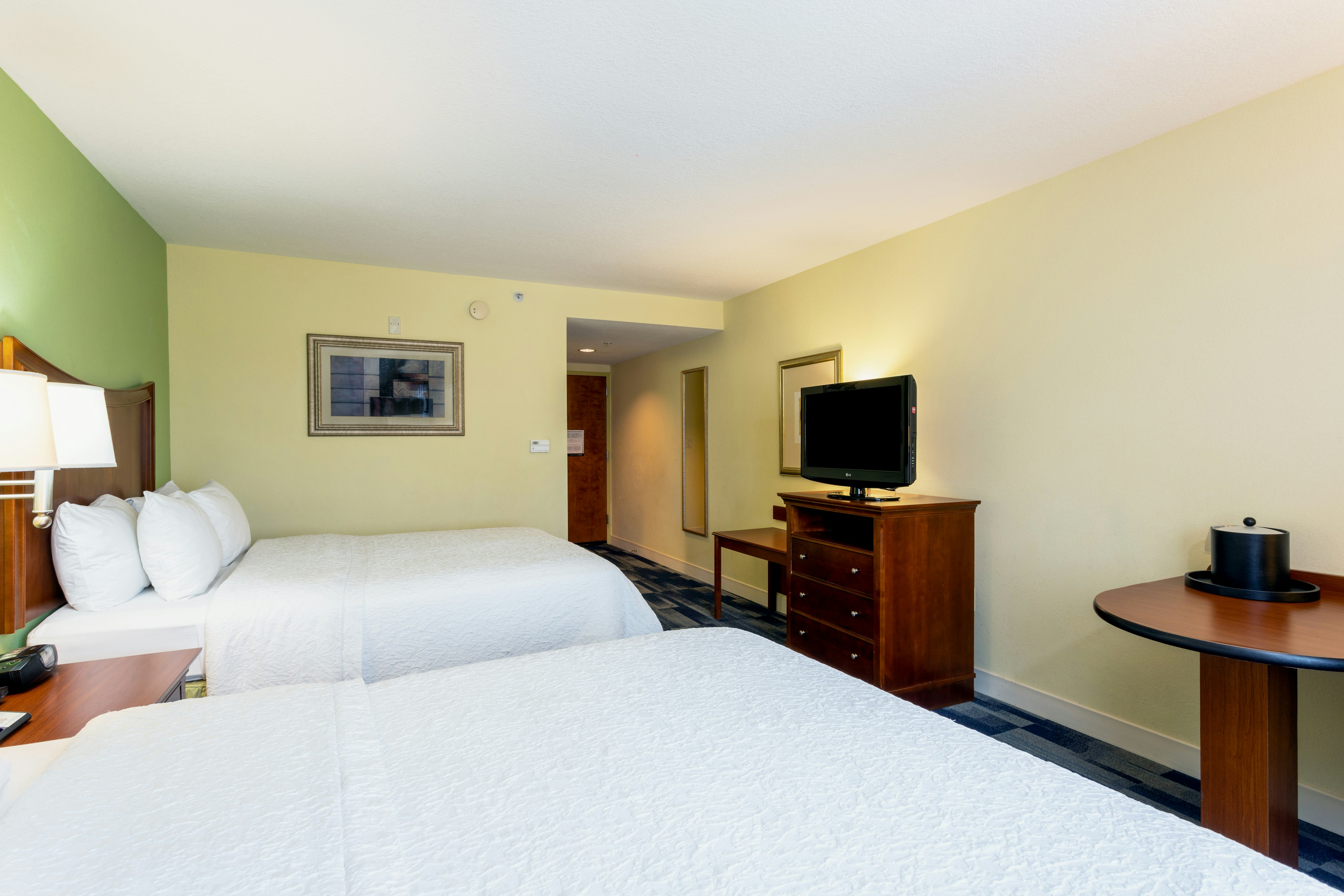 room, 2 queen beds