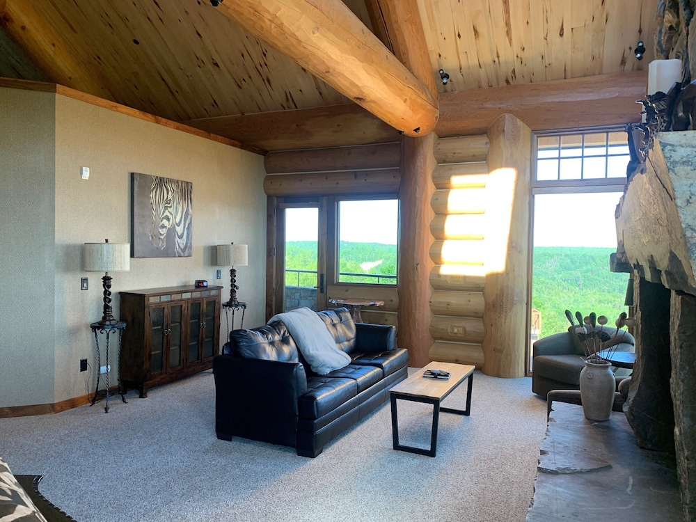 Mont du Lac Resort 41/65