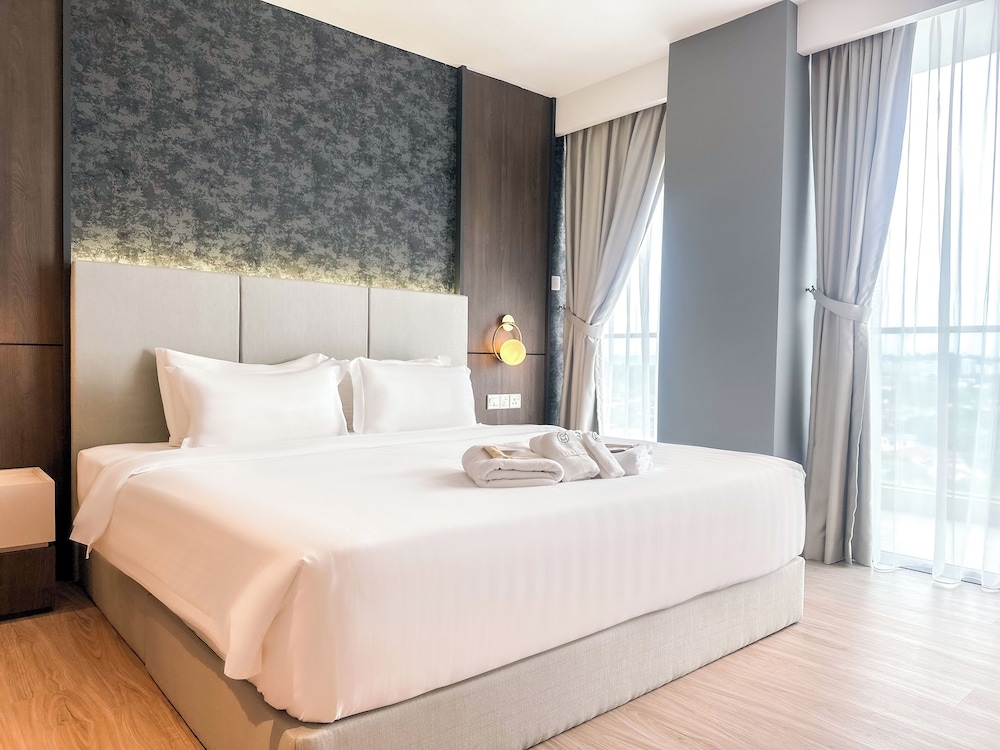 Deco Home @Aru Suites 14/50