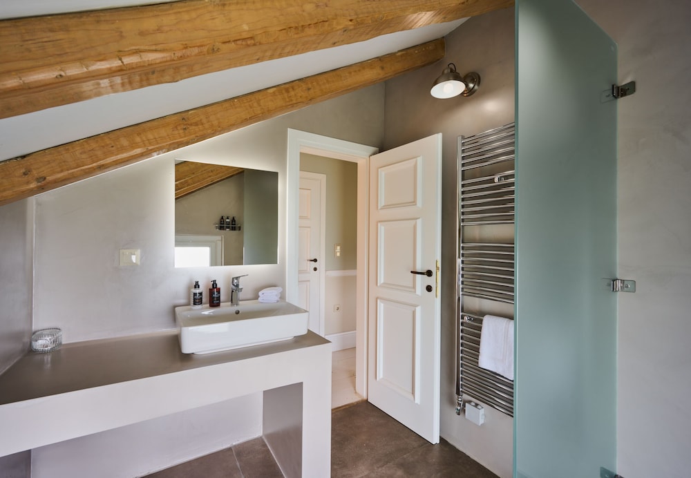 Varaba Country House 41/43