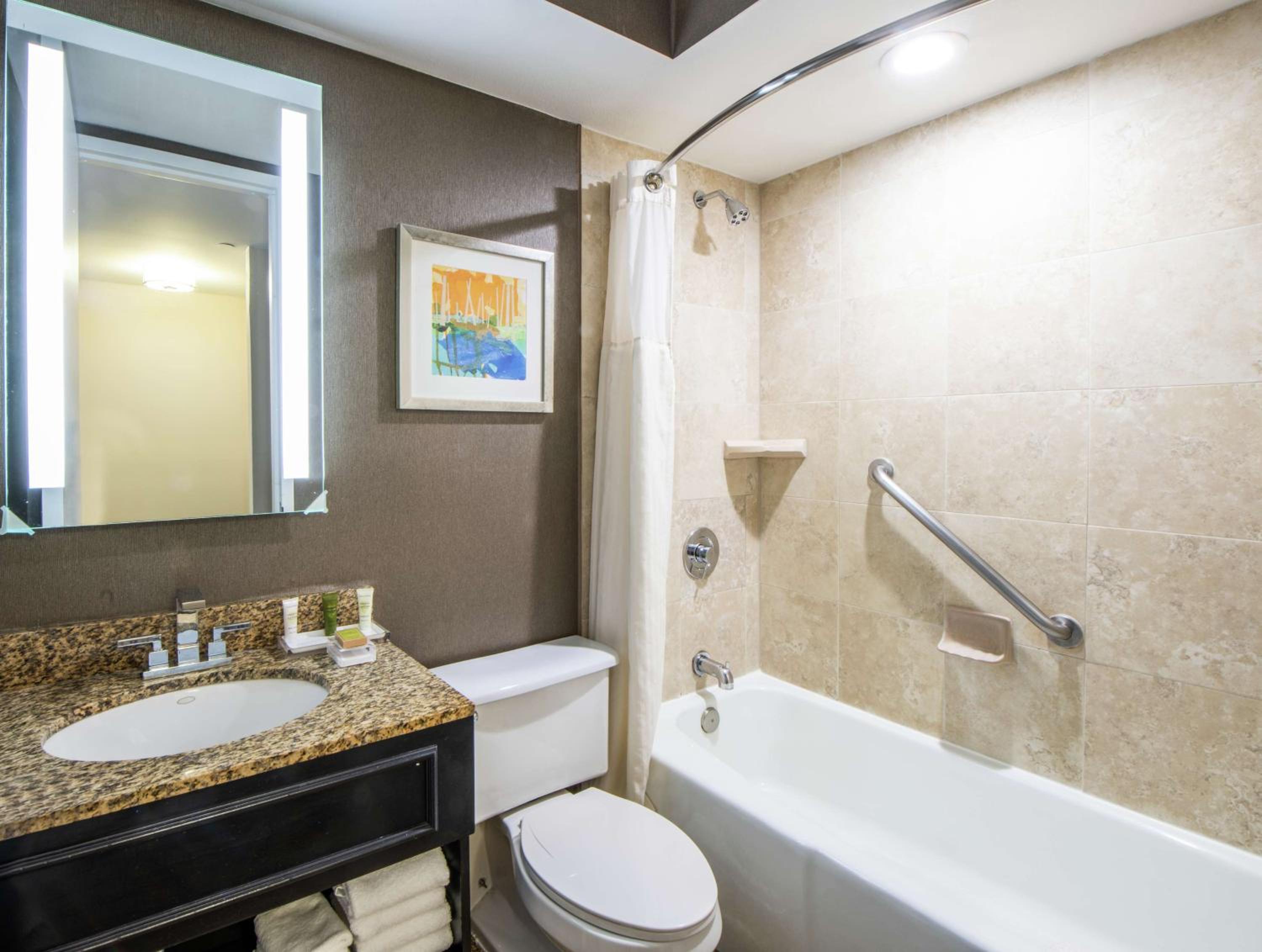 1 Bedroom, Suite, King Bed, Parlor, Sofa