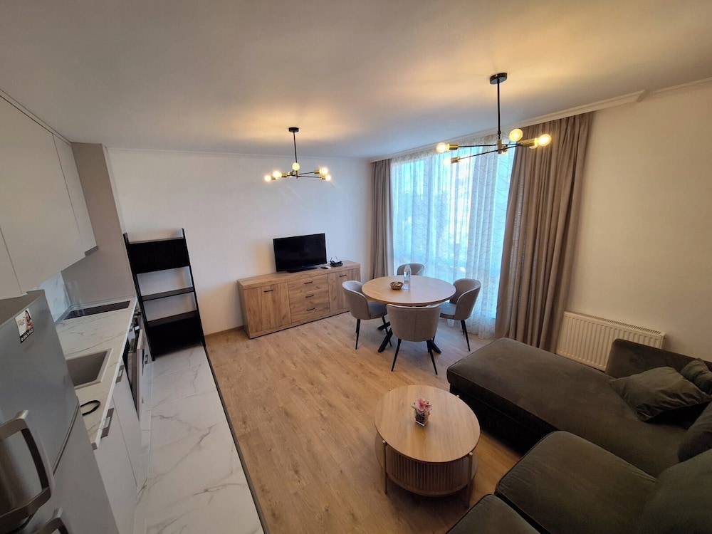Apartments Mladost 1A-554 28/50
