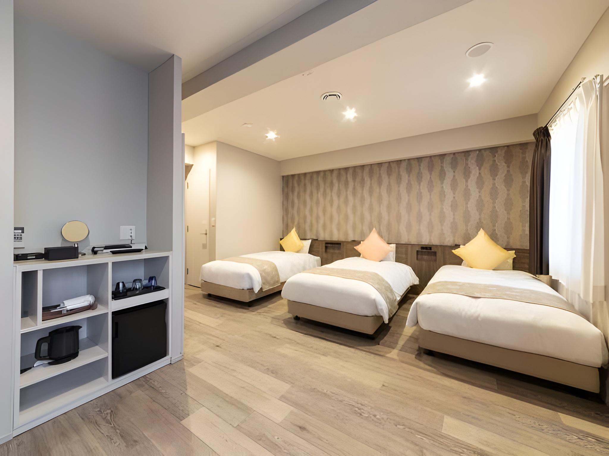 Deluxe, Triple, 3 Beds, Sofa