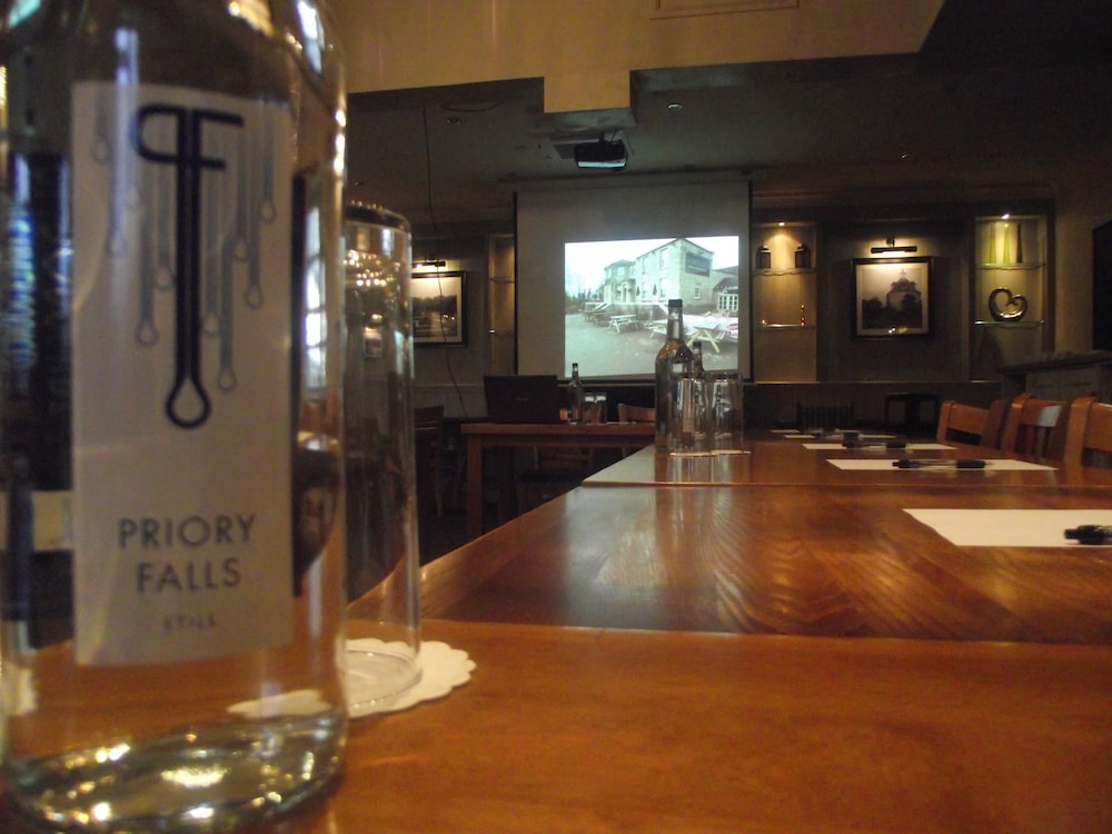 Sturdy's Castle Country Inn 10/47