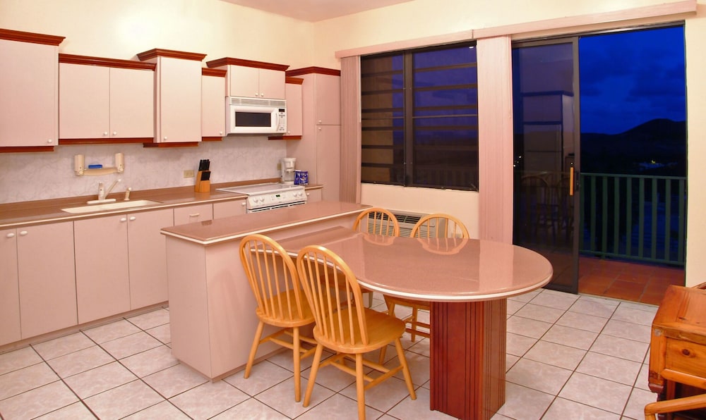 Fajardo Inn 26/50