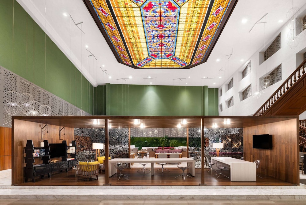 Wyndham Monterrey Ambassador Centro 8/50