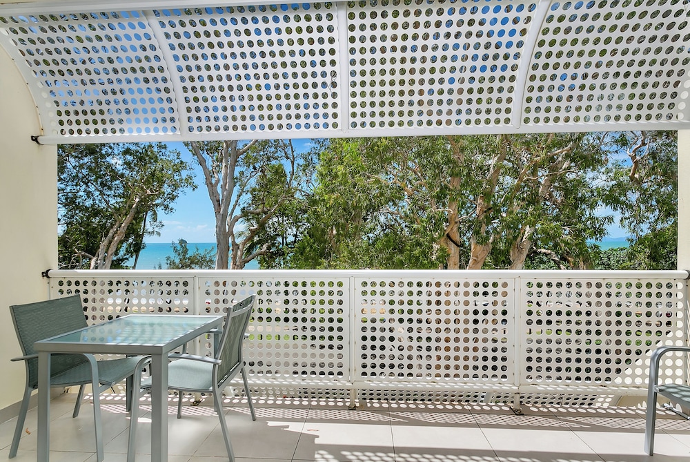 Marlin Waters Beachfront Apartments 97/100