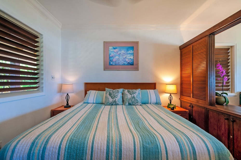 Hanalei Colony Resort 32/73
