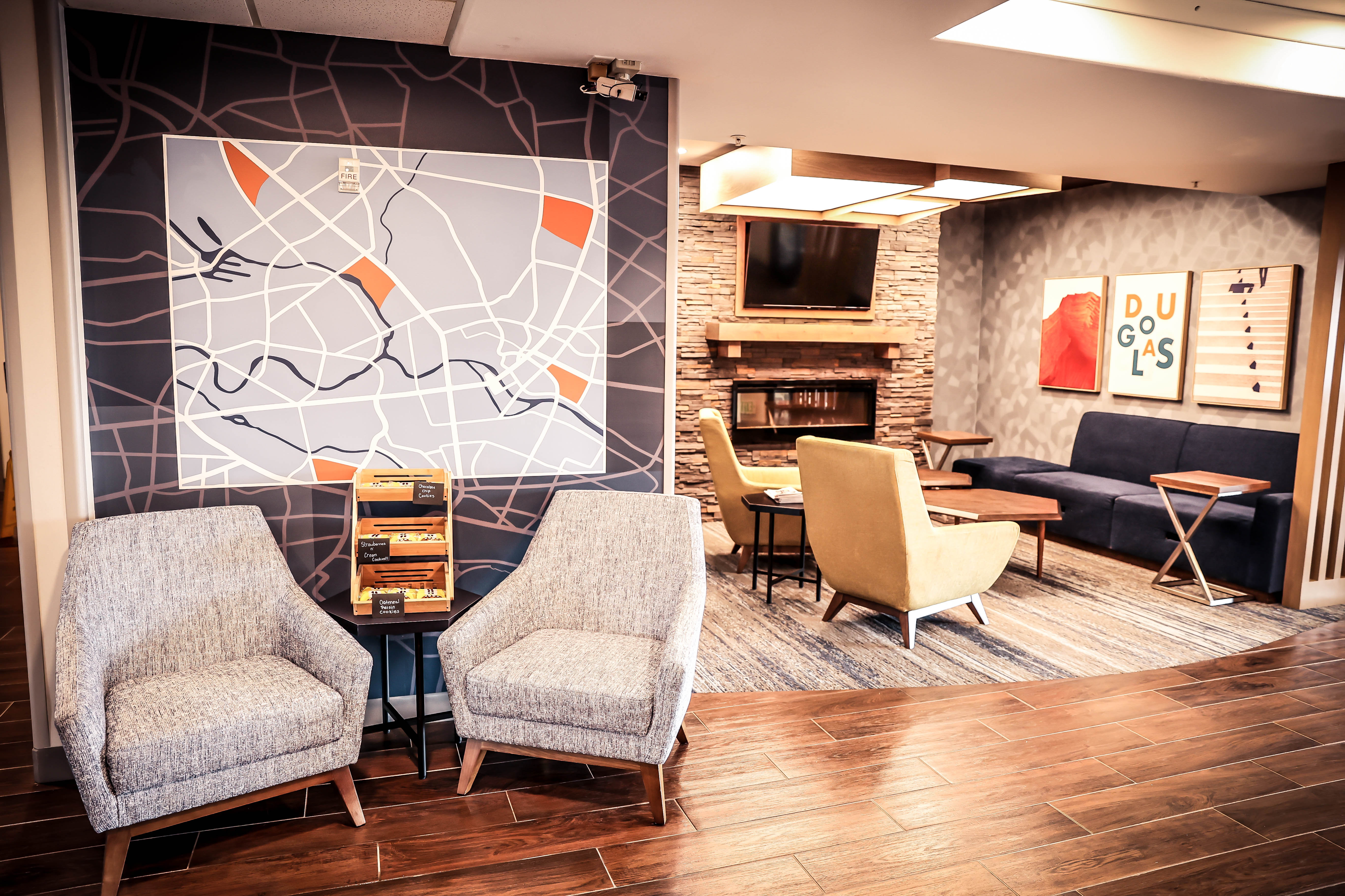 Holiday Inn Express Hotel Suites Douglas 50/75
