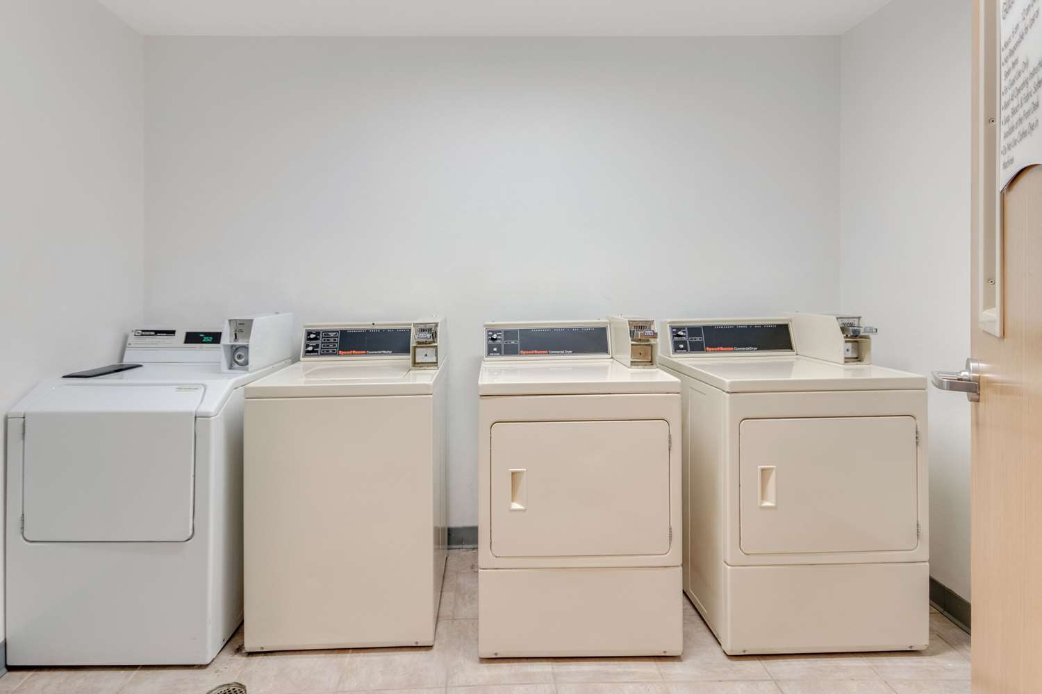 Quality Inn Belgrade - Bozeman Yellowstone Airport 30/32
