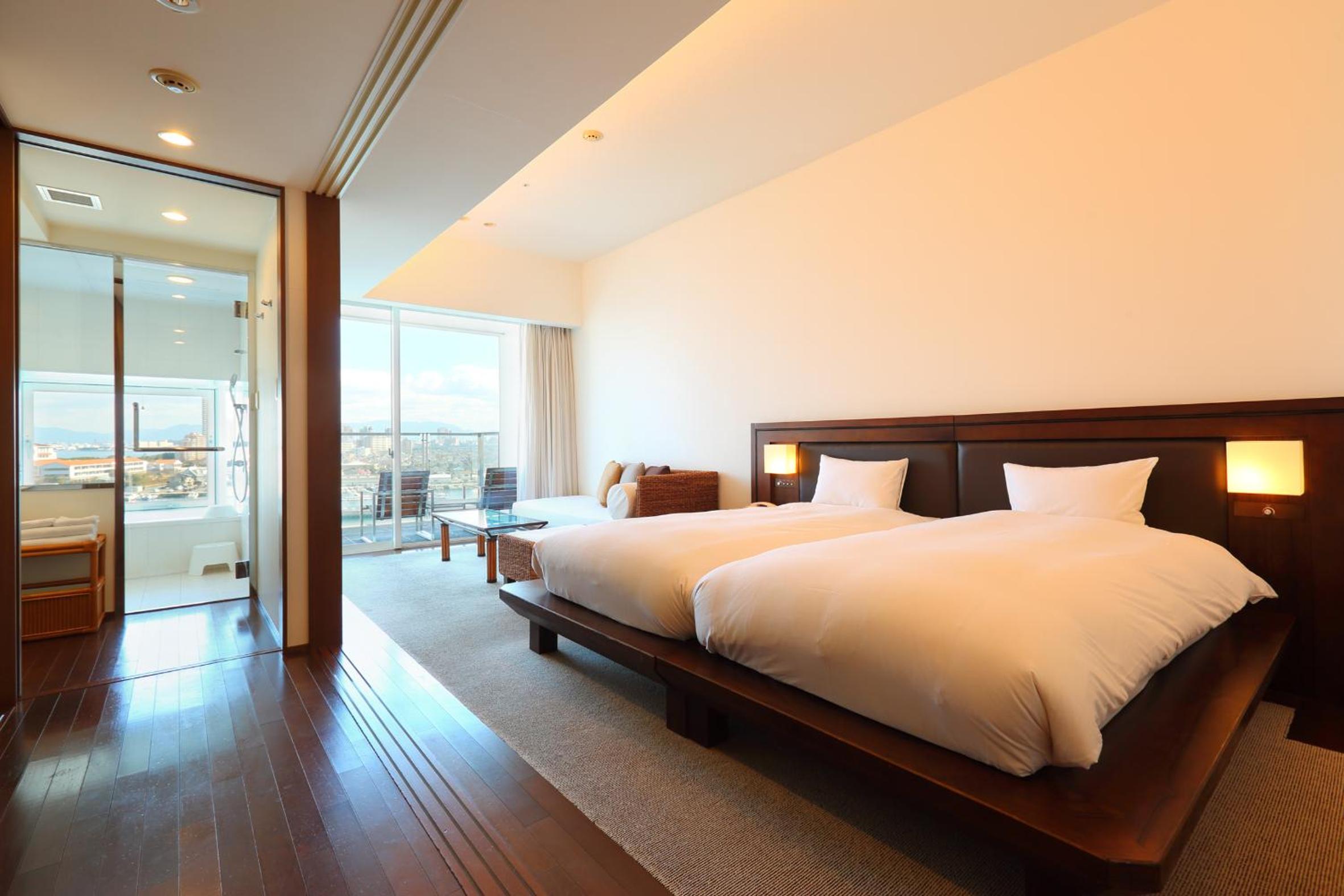 Standard, Twin Beds