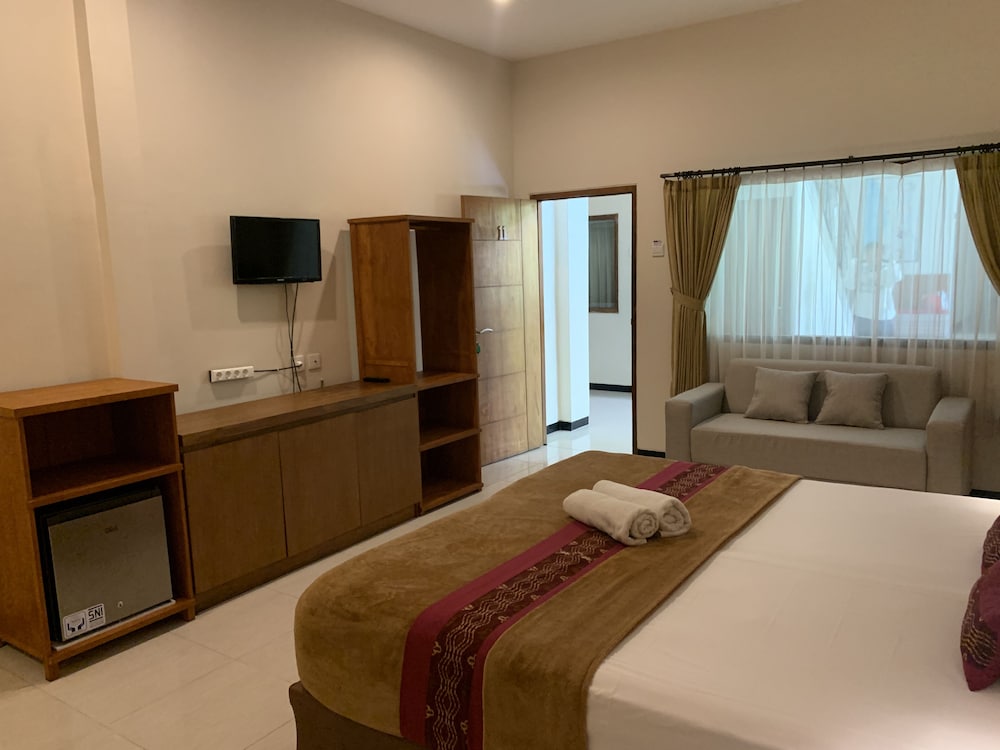 Kuta Suci Beach Hotel 23/43