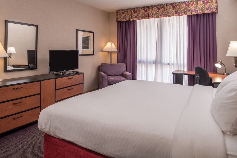 Hawthorne Inn and Conference Center 26/64