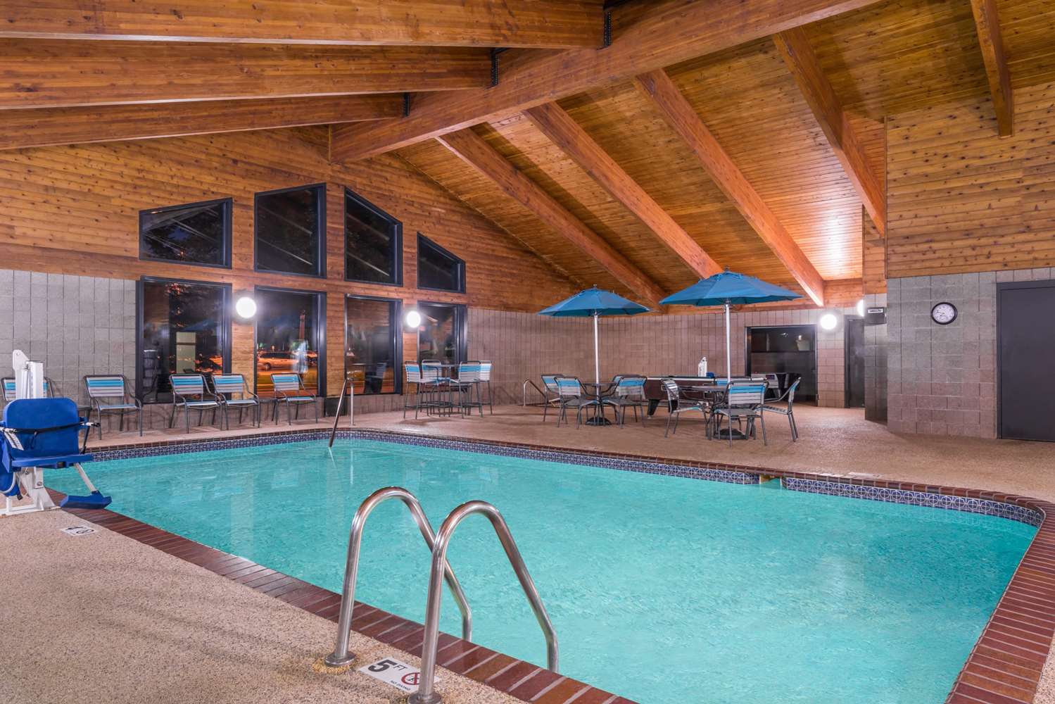 Baymont By Wyndham Owatonna 30/59