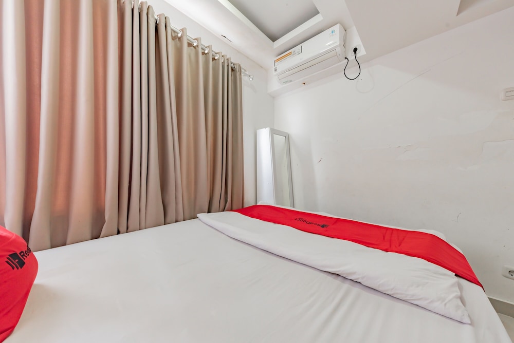 RedDoorz Apartment @ Jarrdin Cihampelas 7/25