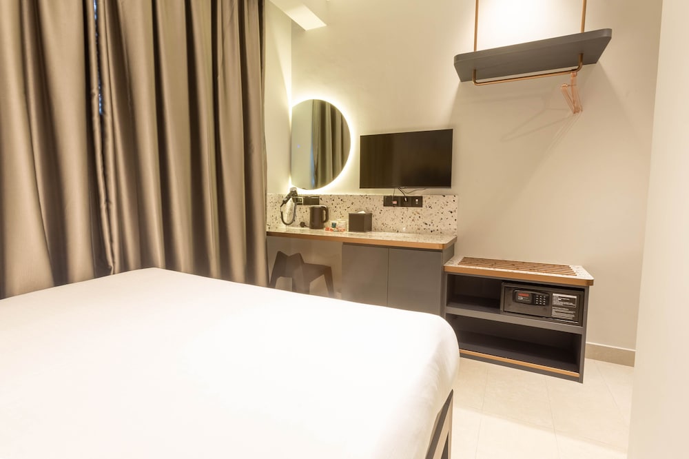 Ibis budget Singapore Gold 24/45