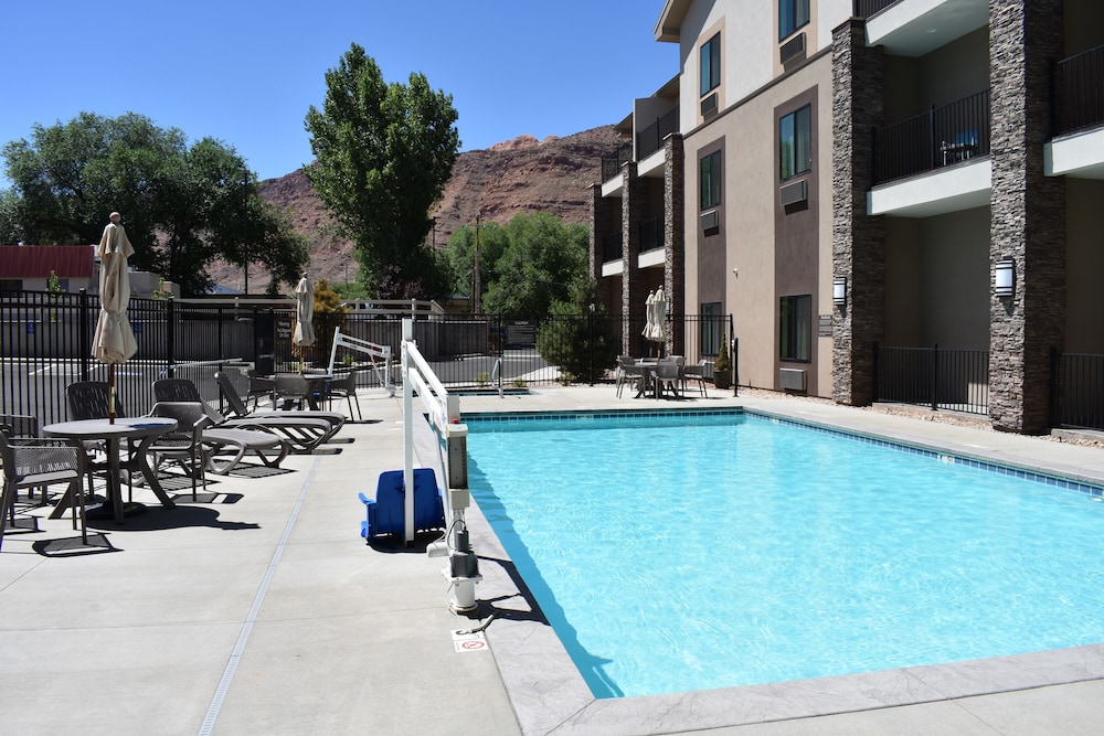 Sleep Inn & Suites Moab Near Arches National Park 20/32