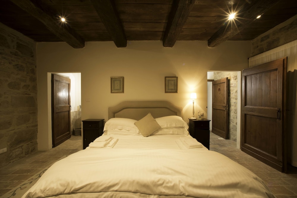 Tenuta Santo Pietro 1/50