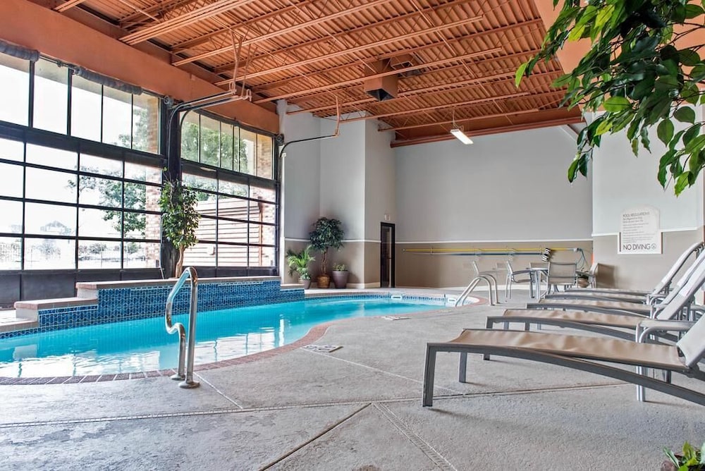 swimming pool spa