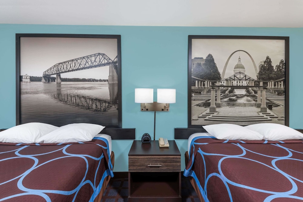 Super 8 by Wyndham Okawville 8/13