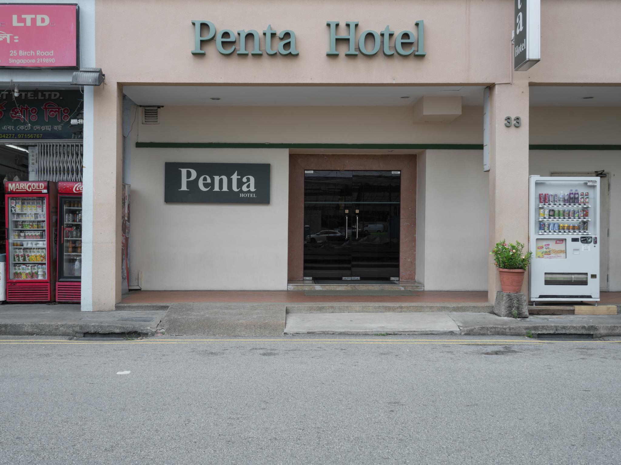 Penta Hotel 49/55