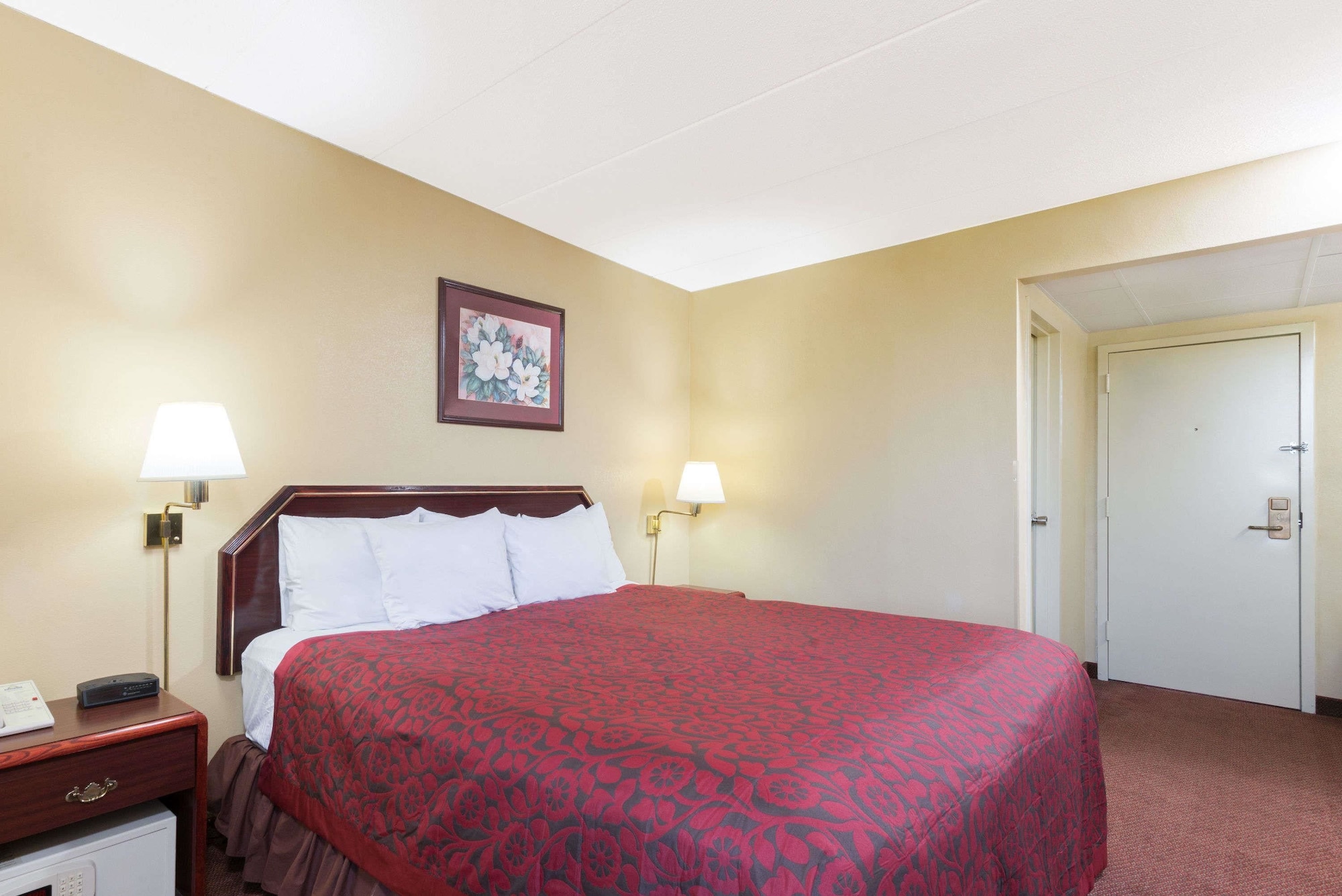جناح استوديو بسرير كينج للمدخنين، Days Inn By Wyndham Hagerstown 4/10