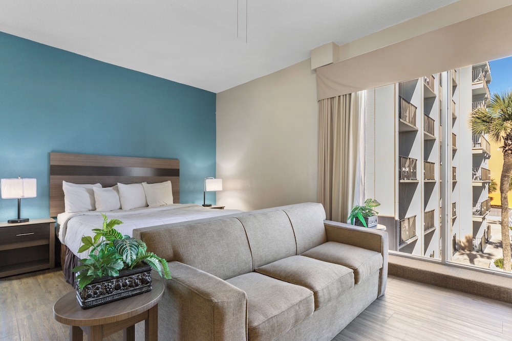 Ocean Crest Inn and Suites 31/51