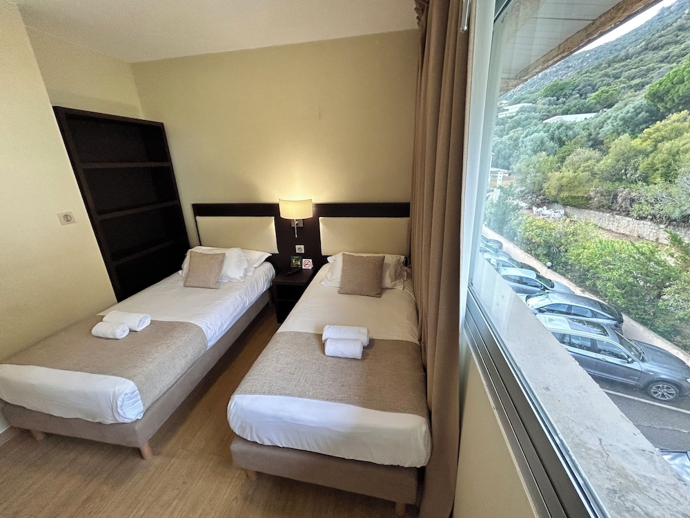 Hotel La Pinede 26/72