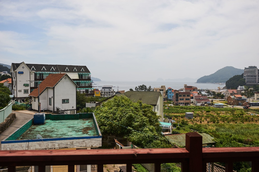 Sand Beach Pension 42/50