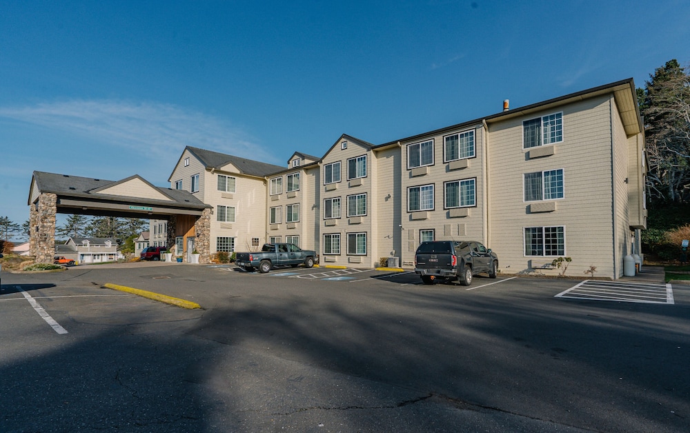 The Ashley Inn Suites 59/68