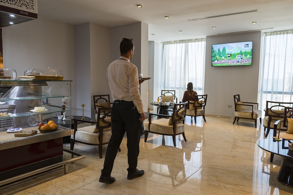 Hotel Le Beau Rivage Bleu 15/16
