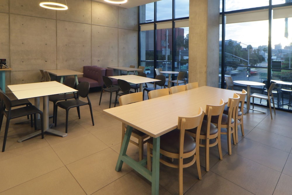 City Express Suites by Marriott Tijuana Rio 31/50