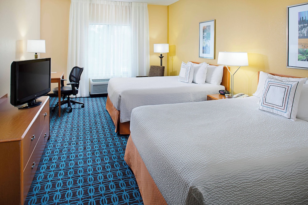 Fairfield Inn Suites Lafayette South 8/36
