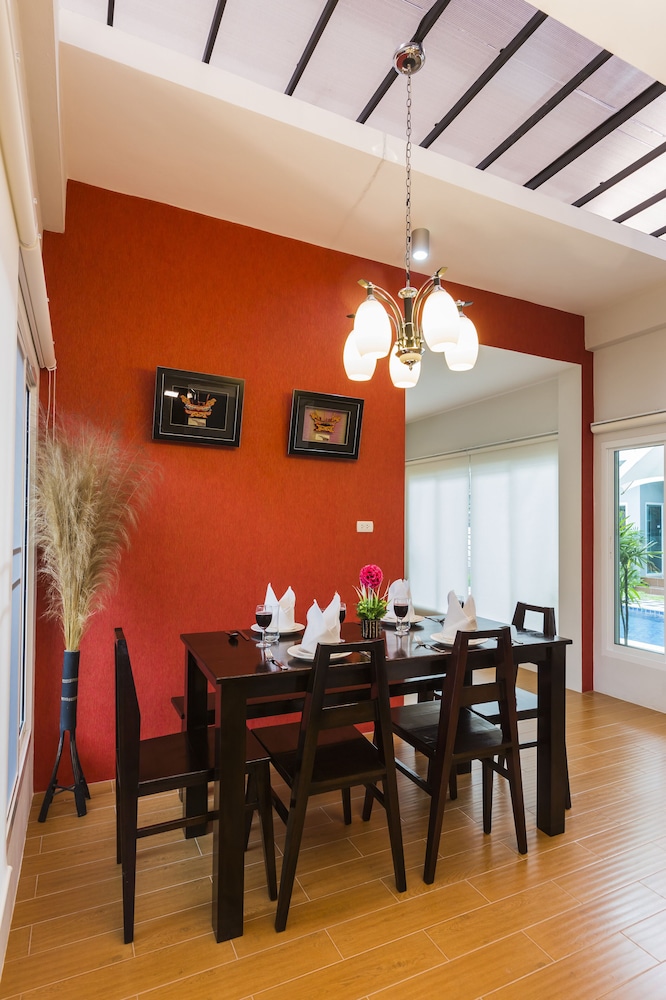 Irawan House 34/48