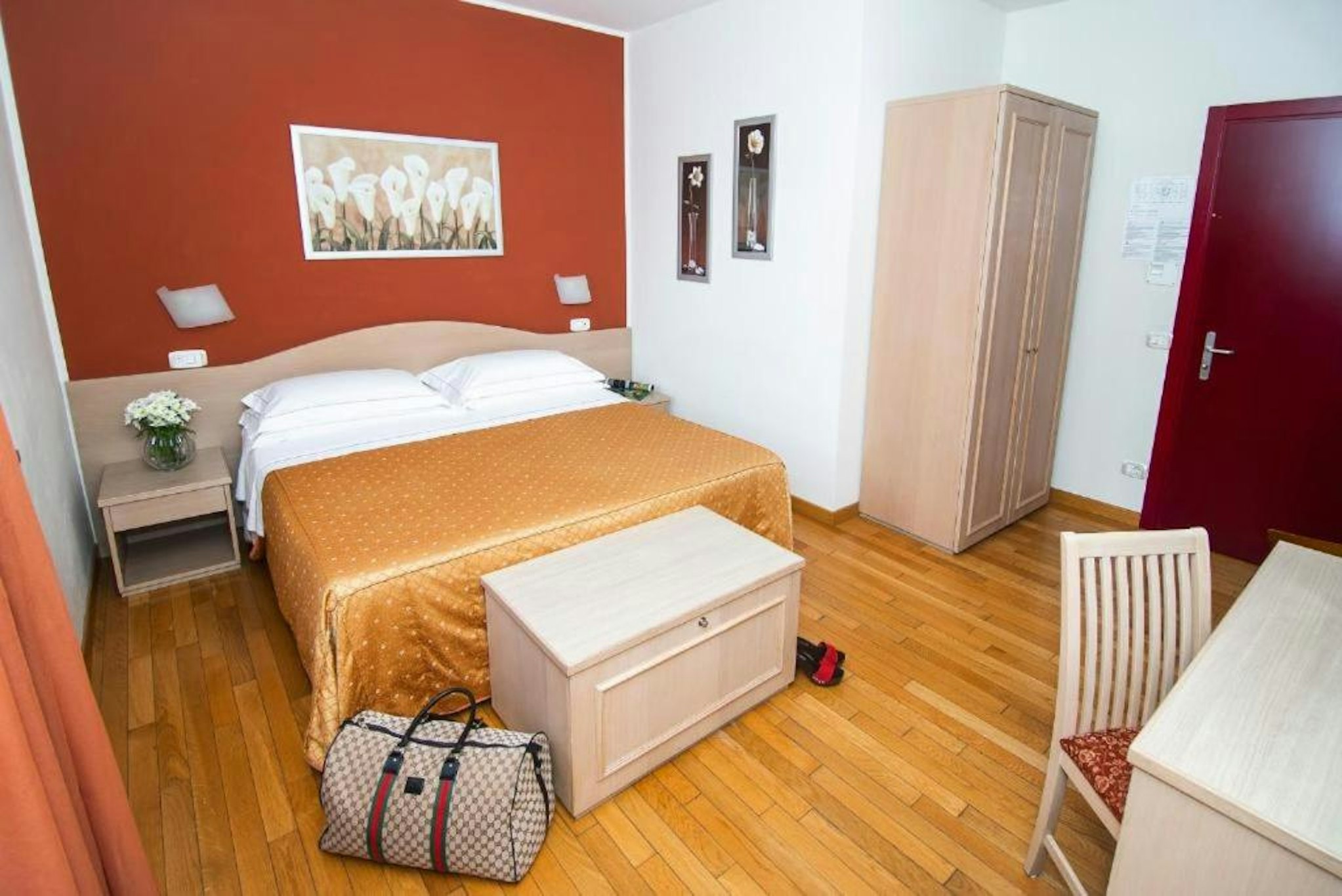 Hotel La Colonna 16/60